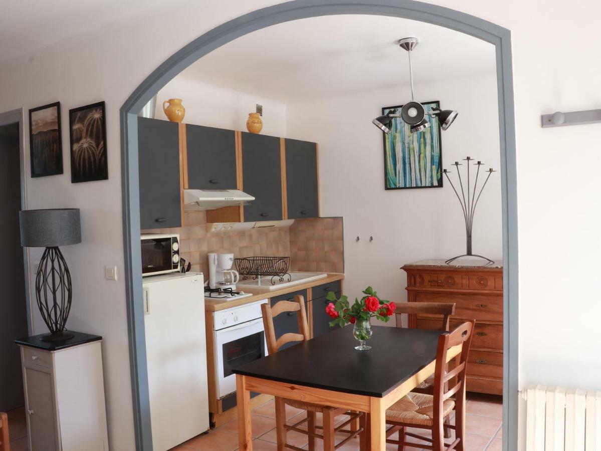 Bed and Breakfast Lo Rastelie Сюз-ла-Русс Экстерьер фото